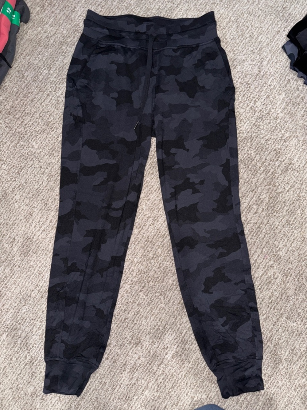 Lululemon Black & Charcoal Camo Jogger Sweatpants